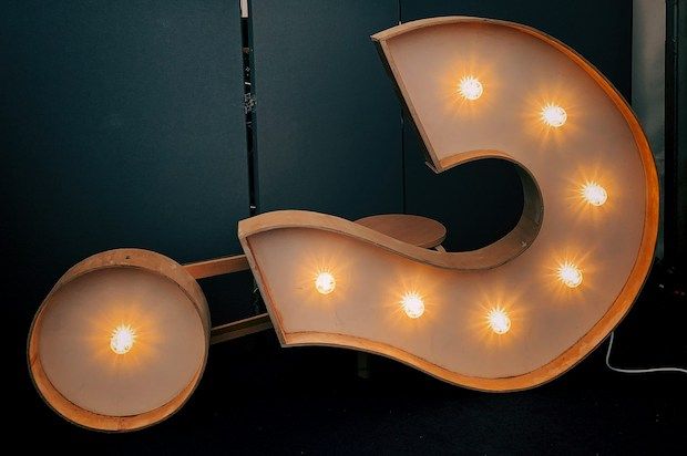 Lysende spørsmålstegn